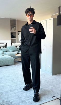 Corduroy Polo Outfit, Casual Office Wear Men, Men’s All Black Formal Outfit, 2023 Fits Men, Cool Black Outfits Men, Outfit Inspo Men Aesthetic, Prada Monolith Loafers Outfit Men, Italian Male Fashion, Arctic Monkeys Concert Outfit Men