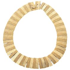 A combination of brushed and woven gold-plated bar makes this vintage collar necklace a stunner. It lays beautifully on the neck and looks like real gold. This is elegant on the neck and can go dressy or casual. This is very rich looking for vintage. It is 7 inches high or long on your neck and each side is 1 inch deep or wide. Unique Gold Necklace, Accessories Jewelry Necklace, Best Wear, Necklace Vintage, Link Necklace, Collar Necklace, Real Gold, Vintage Necklace, Clothes And Accessories