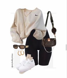 Manager Outfit, Mode Teenager, Modeling Outfits, Dope Style, Casual Chic Outfits, Gym Girl, Fits Inspo