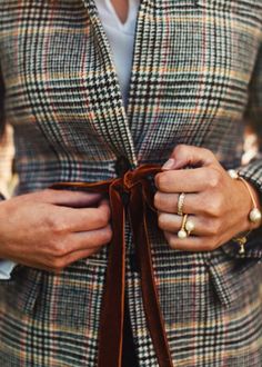 Plaid for fall! Cast Rings, Moda Paris, Looks Chic, Mode Inspiration, Preppy Style, Look Fashion, Autumn Winter Fashion, Chic Style, Style Me