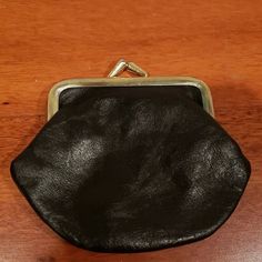 Black Leather Gold Snap Change Purse Door Slam, Bags Vintage, Screen Door, Change Purse, Mini Bags, Gold Black, Mini Bag, Black Leather, Bag Lady