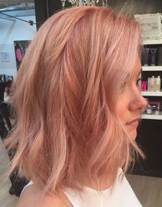 Rose gold hair From @mstudiossd Peach Hair, Pastel Hair, Strawberry Blonde, Hair Envy, Gold Hair, Hair Color Trends, Hair Today, Gorgeous Hair