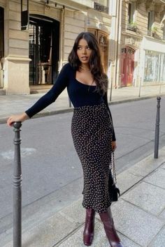 Skandinavian Fashion, Stylish Work Attire, Business Casual Outfits For Work, Foto Poses, Elegante Casual, Paris Outfits, Looks Street Style, Stylish Work Outfits, Mode Inspo