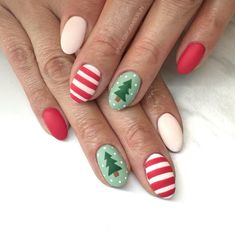 Matte Christmas nails, simple, stripped @Nailsby_Kimberlin Matte Christmas Nails, Fun Christmas Nails, Christmas Nails Simple, Nails Simple, Christmas Nail Designs, Christmas Nail, Fun Christmas, Mani Pedi, Christmas Nails