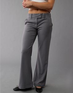 Low Rise Pants Outfit, Cute Professional Outfits, White Jeans Men, Low Rise Flare Jeans, Athletic Fit Jeans, Jean Trends, Curvy Jeans, Flare Trousers, Do Better