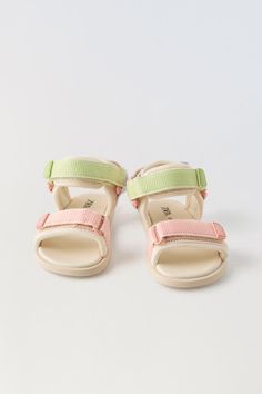 STRAPPY SANDALS - Pink | ZARA United States Teenager Room, Crochet Coat, Clean Laundry, Lug Sole, Zara United States, Swimwear Accessories, Strappy Sandals, Linen Shirt, Bags Women