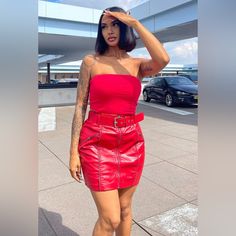 Pleather Zipper Accent Chic Red Mini Skirt For Club, Chic Red Mini Skirt For Fall, Trendy Red Mini Skirt For Night Out, Chic Red Skirt For Night Out, Red Mini Skirt For Fall Night Out, Red Mini Skirt For Night Out In Fall, Red Skirt For Fall Day Out, Trendy Red Mini Skirt For Day Out, Chic Red Mini Skirt For Winter