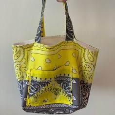 Custom Hand-Made Bandana Hand-Bag Featuring One Interior And One Exterior Pocket. 100% Cotton. Never Used. Trendy Yellow Canvas Bag With Adjustable Strap, Trendy Yellow Beach Bag With Large Capacity, Casual Yellow Canvas Bag With Adjustable Strap, Large Capacity Yellow Summer Shoulder Bag, Trendy Large Capacity Yellow Beach Bag, Trendy Yellow Large Capacity Beach Bag, Trendy Yellow Bag For Daily Use, Yellow Rectangular Canvas Bag With Adjustable Strap, Yellow Bags With Removable Pouch For Summer