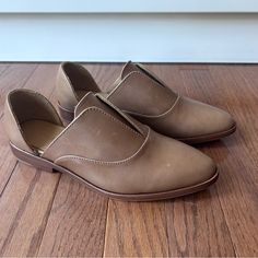 These Are The Original, Not The 2.0 Currently Sold On The Nisolo Site, These Run Small. These Are The Almond Color And Size 6. Never Worn, I Need A Larger Size. Nisolo Shoes, Almond Color, Flat Shoes Women, Loafer Flats, Large Size, The Original, Almond, Oxford, Loafers