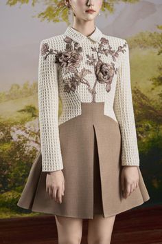 Tweed Dress Outfit, Bride Reception Dresses, Tweed Fashion, Tweed Dresses, Tweed Mini Dress, Luxurious Dress, Bridal Party Gowns, Dress Pesta, Luxurious Dresses