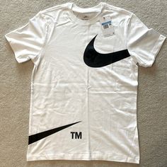 White Nike Athletic Wear. Not My Size So I’m Selling It. Tan Crew Neck Sporty T-shirt, White Sporty T-shirt With Branding, White Crew Neck Shirt With Logo Print, Nike Short Sleeve T-shirt With Branding, White Sporty Branded T-shirt, Sporty Tan Top With Graphic Print, Nike Cotton Crew Neck T-shirt, White Nike T-shirt With Text Print, Nike Cotton Crew Neck Shirt