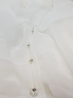 "Unique stylish back necklace features a NICKEL FREE high-quality silver-coated Swarovski snowflake and round crystals minimalist pendant with a silver necklace. This delicate necklace is perfect for a boho bride or bridesmaid who is looking for the perfect touch for the total look You can choose your desired finish - Gold, Rose gold or Silver This necklace will compliment most kinds of brides dress tops, and can also be used on everyday occasions. Item details: * A high quality silver coated ne Back Jewelry Wedding, Swarovski Snowflake, Bridal Backdrop, Bridal Backdrops, Bridal Backdrop Necklace, Backdrop Necklace, Gold Necklace Wedding, Brides Dress, Backdrops Necklace