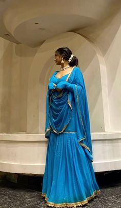 Traditional Indian Outfits For Women, Mode Niqab, Diwali Dresses, Desi Fits, Desi Dress, Indian Princess, Desi Fashion Casual, Pakistani Fancy Dresses