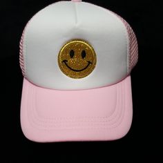 Sparkly Smiley Face Emoji Pink & White Trucker Hat With Snap Back. Never Worn. Very Clean Cute Hat. White Snapback Mini Hats For Spring, Playful White Trucker Hat For Spring, Summer Baseball Cap With Smiley Face, White Novelty Mini Hat With Curved Brim, Summer Smiley Face Baseball Cap, Novelty White Mini Hat With Curved Brim, Adjustable Smiley Face Hat For Spring, Trendy White Trucker Hat With Short Brim, Summer Smiley Face Cap