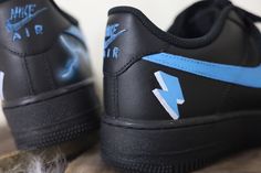 The Blue Lightning Custom Air Force 1 combines comfort and style for an unbeatable sneaker. Its bold yet classic design features signature Nike elements and a durable construction. Whether you're hitting the court or the pavement, these shoes provide ultimate breathability and support. Exactly as shown in the pictures. 📷 Brand New & Authentic. 💯 Hand Painted with attention to detail. 👨‍🎨 Waterproof and Flexible. ❤️ Unisex model. Please refer to the Size Chart. 👟👫 Free Worldwide Shipping. ✈ Custom Fade-resistant Leather Sneakers For Streetwear, Urban Leather Sneakers Fade-resistant, Sporty Fade-resistant Custom Sneakers For Streetwear, Modern Custom Sneakers For Sports With Round Toe, Modern Custom Sneakers With Fade-resistant Round Toe, Modern Low-top Custom Sneakers For Sports, Dynamic Leather Custom Sneakers For Sports, Fade-resistant Custom Sneakers With White Sole For Streetwear, Modern Blue Skate Shoes For Sports