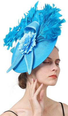 Occasion: Wedding, Tea Party Style: Elegant Embellishment: Feather, Flower Inner Circumference: Adjustable Usage: Headband Wedding Tea Party, Flower Fascinator, Wedding Tea, Feather Fascinators, Feather Flower, Stil Elegant, Fascinator Hats, Denim Mini Dress, Party Style