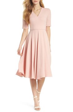 Free shipping and returns on Gal Meets Glam Collection Edith City Crepe Fit & Flare Dress (Nordstrom Exclusive) at Nordstrom.com. Demure sleeves add to the timeless elegance of a versatile fit-and-flare frock that can be easily dressed up or down to fit the occasion. This chic wardrobe staple was designed by blogger and style icon Julia Engel as part of her debut collection. Nordstrom Outfit, Vestidos Casual, Gal Meets Glam Collection, Chic Wardrobe, Wedding Clothing, Gal Meets Glam, Glam Style, Style Advice