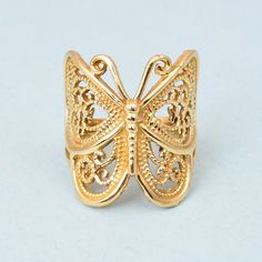 Gold Butterfly Ring, Filigree Butterfly Ring, Statement Ring, Handmade Ring, Butterfly Jewelry, Large Butterfly Ring Material :- Brass, Sterling Silver ❥ Add this beautiful one little thing of galactic shine to make you feel unique and to transform your lives. Perfect for any kind of outfit and every occasion. ❥ Customers satisfaction is our biggest priority, please contact us with any questions/queries for future or existing orders, and we will do our best to make sure you are happy with your o Gold Butterfly Ring, Ring Butterfly, Brass Filigree, Real Jewelry, Butterfly Ring, Everyday Rings, 18k Gold Ring, Butterfly Jewelry, Sterling Silver Filigree