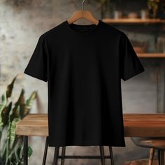 Plain Short Sleeve Streetwear Shirt, Plain Short Sleeve Shirt For Streetwear, Solid Crew Neck T-shirt For Streetwear, Plain Crew Neck Shirt For Streetwear, Plain Short Sleeve T-shirt, Crew Neck T-shirt For Streetwear, Basic Short Sleeve T-shirt For Streetwear, Black Plain Crew Neck T-shirt, Mockup Tshirt Black