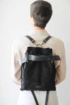 Black Leather Bag, Black Backpack, Black Leather Backpack, Drawstring Bag, Cool Backpack, Bags and P Handmade Leather Laptop Bag, Convertible Leather Backpack, Crea Cuir, Cool Backpack, Suede Backpack, Leather Backpack Purse, Leather Laptop Bag, Black Leather Backpack, Black Leather Purse