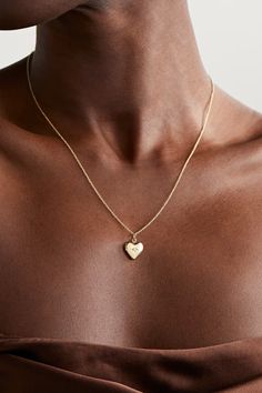 STONE AND STRAND 14-karat gold diamond necklace | NET-A-PORTER Stone And Strand, Gold Diamond Necklace, Strand Necklace, Stone Necklace, Net A Porter, Jewellery And Watches, Locket, Gold Diamond, Luxury Design