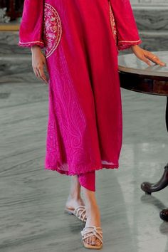 Buy Pink Muslin Placement Embroidery Sebastian Mandala Pattern Kurta With Pant For Women by 17:17 by Simmi Saboo Online at Aza Fashions. Traditional Designer Wear Bottoms For Spring, Traditional Designer Pants For Spring, Traditional Bottoms For Spring Designer Wear, Traditional Designer Bottoms For Summer, Traditional Bottoms With Dupatta For Summer, Placement Embroidery, Pant For Women, Types Of Work, Floral Mandala