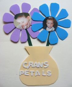 two flowers in a vase with the words crans petal's on it