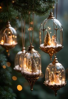 15 Modern Christmas Decor Ideas For 2024 Christmas 2024 Trends, Christmas Display Ideas, Modern Christmas Decor Ideas, Ideas Decoracion Navidad, Christmas Snowglobe, Whimsical Christmas Decor, Holiday Table Centerpieces, Modern Christmas Decor, Christmas Kitchen Decor