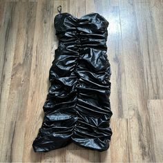 Brand New Black Leather Ruched Tube Dress Forever 21 Ruched Mini Dress For Night Out, Forever 21 Ruched Dress For Night Out, Red Fitted Midi Dress, Velvet Skater Dress, Mustard Yellow Dresses, Blue Floral Print Dress, Striped Bodycon Dress, Sleeveless Sweater Dress, Fitted Midi Dress