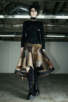 Chic Fall Fashion, Checked Jacket, Womenswear Fashion, Donatella Versace, Estilo Punk, Junya Watanabe, Comme Des Garcons