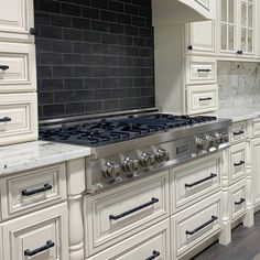 Porcelain Rangetop with 7 Gas Burners (RT48)  ZLINE 48 in. - America Best Appliances, LLC Gas Range Top, Double Electric Wall Oven, Zline Kitchen, Gas Stove Top, Electric Wall Oven, Single Wall Oven, Luxury Appliances, Range Top, Appliance Packages