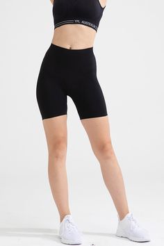 YPL Slim Peach Shorts are perfect for comfortable and secure shaping. Their unique butterfly shape provides continuous pressure for a perfect fit, while the three-dimensional W-shaped modification of the buttock line ensures a flattering silhouette. Designed with robust composite fiber, these shorts are 5 times stronger than comparable brands for superior breathability and moisture wicking. With three needles and five threads, they are firm and won’t come undone. Peach Shorts, Unique Butterfly, Come Undone, Yoga Set, Butterfly Shape, Sweater Coats, Bra Tops, Dress Accessories, Three Dimensional