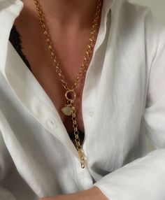 Handcrafted  by IJ Design Boutique 🤍🌟 High quality and unique design modern necklace with removable charms. One necklace = 4 ways to wear it. Made of: * 18k gold plated brass * Stainless steel  * 18k gold plated evil eye pendant * 18k gold plated clasp * Anti-allergenic * Long lasting Length 50 cm One necklace = 4 ways to wear it with removable pendant🤍❤️ -IJ DESIGN BOUTIQUE- From necklaces to earrings, we make jewellery using a wide range of materials. From silver and gold plated to freshwat Gold Charm Necklace With Chunky Chain For Gifts, Chunky Chain Dangle Necklace As Gift, Gift Pendant Chain Necklace With Chunky Chain, Gift Chunky Chain Necklace With Pendant, Chunky Chain Pendant Jewelry Gift, Everyday Brass Chunky Chain Jewelry, Everyday Brass Jewelry With Chunky Chain, Modern Gold Necklaces With Charms, Gold-plated Charm Necklace With Chunky Chain