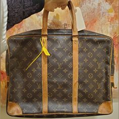 Louis Vuitton Authentic Monogram Zipped Briefcase Or Computer Bag In Very Good Condition, No Cracks On Leather, Zippers From Both Sides, Lv Charm In Inside Pocket Zipper, Clean Inside, Purchased From @Bagriculture Bags Louis Vuitton, Computer Bag, Computer Bags, Louis Vuitton Bags, Laptop Bag, Inside Pocket, Bag Lady, Louis Vuitton, Laptop