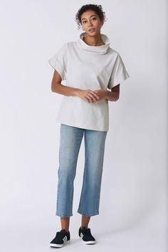 Kal Rieman Ary Cuffed Kimono Tee in stone broadcloth on model full view holding hands Get Up And Go, Nylon Fabric, Split Hem, White Sweatshirt, Collar And Cuff, Get Up, Black Cotton, Woven Fabric, Heather Grey