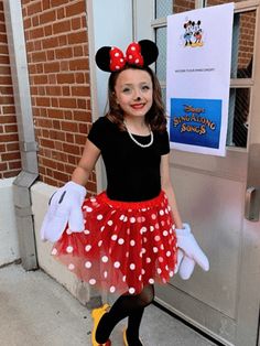 Minnie Mouse Costume Toddler, Minnie Mouse Costume Diy, Minnie Mouse Dress Up, Red Tutu Skirt, Basic Halloween Costumes, Tutu Size Chart, Character Halloween Costumes, Minnie Mouse Costume