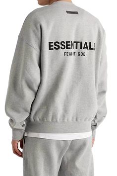 Essentials Felt Logo Crewneck Sweatshirt Unisex Urbancore Tiktok Fashion, Fashion Today, Hip Hop Fashion, Casual Wardrobe, Unisex Design, Daily Outfits, Minimalist Fashion, Suits You, Unisex Sweatshirt