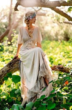 boho bride Woodland Wedding Dress, Bohemian Schick, Kostum Cosplay, Boho Styl, Bohemian Mode, Estilo Hippie, Stil Boho, Mode Boho, Wedding Boho