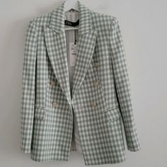 This Is A Listing Created For A Posh Show. Please Join So You Can Bid On It. Fitted White Houndstooth Blazer, Classic White Houndstooth Blazer, Spring Tailored Tweed Jacket With Houndstooth Pattern, Tailored Plaid Tweed Jacket For Spring, Elegant Spring Tweed Jacket With Houndstooth Pattern, White Zara Tweed Jacket For Spring, Zara White Tweed Jacket For Spring, White Houndstooth Outerwear For Spring, Classic Houndstooth Tweed Jacket For Spring