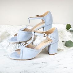 "Sina - elegant block heels made of high-quality leather. Perfect for bride or for bridesmaids. The universal model that coordinates flawlessly with any wedding outfit. The comfort of use is guaranteed by the soft leather insole, which adapts to the shape of the foot and absorbs excessive moisture. The shoes, refined in the smallest details, provide a comfortable and stable base for many outfits. Heel height 6.5 cm = 2.6 \" Sizes UK, EU, US and feet dimensions in centimeters and inches 3 UK / 36 EU / 5 US insoles length 23.5 cm = 9.2\" 4 UK / 37 EU/ 6 US insoles length 24 cm = 9.4\" 5 UK / 38 EU / 7 US insoles length 24.5 cm = 9.7\" 6 UK/ 39 EU/ 8 US insoles length 25.5 cm = 10\" 7 UK / 40 EU / 9 US insoles length 26 cm = 10.3\" 8 UK / 41 EU / 10 US insoles length 26.5 cm = 10.5\" The craf Block Heels With Wooden Heel And Almond Toe, Open Heel Wedding Shoes With 4-inch Heel For Guests, Medium Width Almond Toe Block Heels With Wooden Heel, Almond Toe Block Heels With Wooden Heel, Summer Prom Wedding Shoes With Almond Toe, Formal Block Heels With Wooden Heel And Almond Toe, Elegant Open Toe Block Heels For Prom, Wedding Heels With Padded Block Heel, Spring Wedding Shoes With Stacked Heel