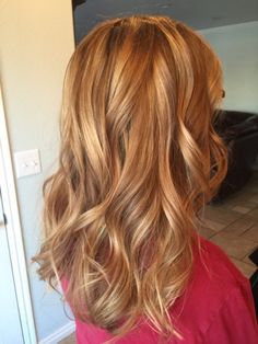 Hairtwist: Golden blonde with highlights Golden Blonde With Highlights, Golden Blonde Hair Color Ideas, Blonde With Highlights, Golden Blonde Hair Color, Red Hair With Blonde Highlights, Warm Blonde Hair, Copper Blonde, Golden Blonde Hair, Dyed Blonde Hair