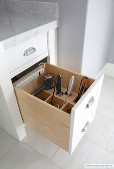 Today I'm sharing my organized bathroom drawers with you! I love the way they turned out. Come and take a bathroom tour with me!