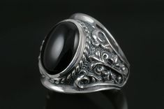 Black Gothic Sterling Silver Ring With Onyx MR-062 James Howlett, Antique Style Engagement Rings, Hammered Silver Jewelry, Gothic Ring, Diamond Promise Rings, Gold Rings Jewelry, Gothic Rings, Signet Rings, Silver Jewelry Design