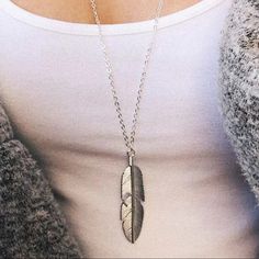 Feather Hanging Pendant Chain Necklace Boutique - New With Tags - 27-29” Rs Necklace Feather, Feather Pendant, Hanging Pendant, Hanging Pendants, White Silver, Womens Jewelry Necklace, Chain Necklace, Color White, Jewelry Necklaces