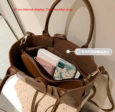 Brand Name: CyflymderShape: Casual TotePlace Of Origin: ZHE JIANG ProvinceHandbags Type: Shoulder BagsTypes of bags: Shoulder & HandbagsOrigin: CN(Origin)Main Material: PUClosure Type: No zipperHardness: HARDStyle: CasualModel Number: 1Lining Material: PolyesterOccasion: VersatileGender: WOMENPattern Type: KnittingInterior: Interior Zipper PocketItem Type: Handbags 49 CM Size : 49*14*26 cm 37 CM Size : 44*12*25 cm30 CM Size : 30*10*20 cm24 CM Size : 24*9*15 cm25 CM Size : 25*8*15 cm44 CM Size : Faux Leather Mobile Phone Bag For Daily Use, Gold Bucket Bag With Large Capacity For Shopping, Gold Faux Leather Shoulder Bag For Daily Use, Gold Large Capacity Faux Leather Bag, Double Handle Mobile Phone Shoulder Bag For Shopping, Faux Leather Satchel With Mobile Phone Bag For Shopping, Trendy Gold Bucket Bag For Daily Use, Trendy Gold Bucket Bag For Travel, Gold Faux Leather Shoulder Bag With Large Capacity