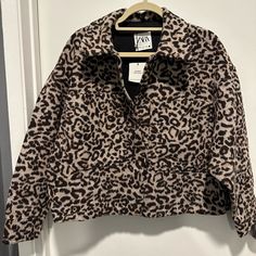 Nwt Zara Leopard Print Overshirt Jacket Size Medium Wool Blend Women’s Jacket Crop Cheetah Print Zara Brown Outerwear With Button Closure, Casual Leopard Print Outerwear For Work, Zara Brown Outerwear With Lapel Collar, Zara Brown Lapel Collar Outerwear, Zara Button-up Cropped Winter Jacket, Zara Button-up Cropped Jacket For Winter, Zara Brown Outerwear For Fall, Fall Leopard Print Outerwear With Pockets, Zara Button-up Fall Outerwear