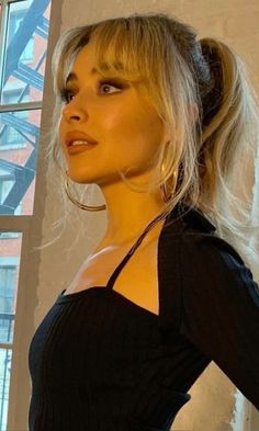 Sabrina Carpenter Style, Christmas Hairstyles, Aesthetic Hair, Pretty Hairstyles, Hair Looks, Hair Goals, New Hair, Hair Inspo