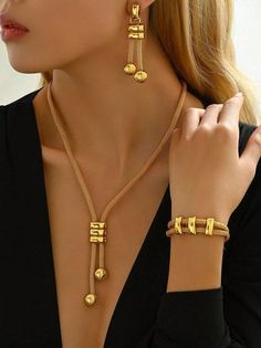 Elegant Theme, Gold Jewelry Set, Inexpensive Jewelry, Daisy Fuentes, Gold Jewelry Sets, Elegant Themes, Timeless Accessories, Pretty Jewellery, Ear Jewelry