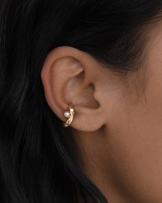 Gold Ear Cuff With Natural Pearl, 18k Gold Plated Brass, Silver or Gold Finish, June Birthstone, Chunky Sculptural Minimal Modern Design - Etsy Eat Cuffs, Pearl Ear Cuff, Minimal Modern Design, Gold Ear Cuff, Family Jewels, Minimal Modern, June Birthstone, Natural Pearl, Ear Cuffs