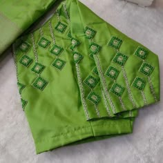 Navy Blue Aari Work Blouse Design, Green Blouse Designs For Saree Silk, Thread Work Blouse Designs Latest, Parrot Green Blouse Design, Dark Green Blouse Designs, Thread Work Blouse Designs, Green Blouse Designs, Boat Neck Blouse Design, Latest Blouse Designs Pattern